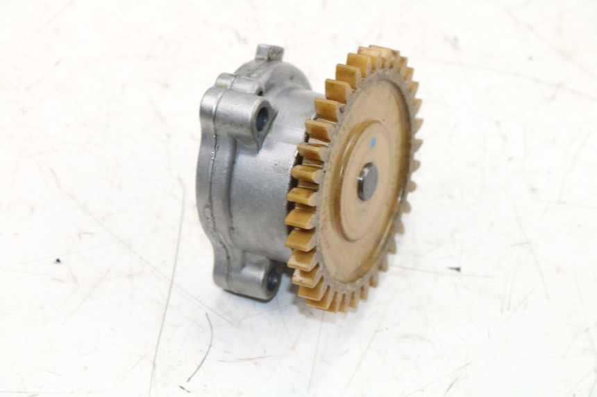 photo de POMPE A HUILE SUZUKI SFV GLADIUS 650 (2009 - 2015) - Zoom état d’usage