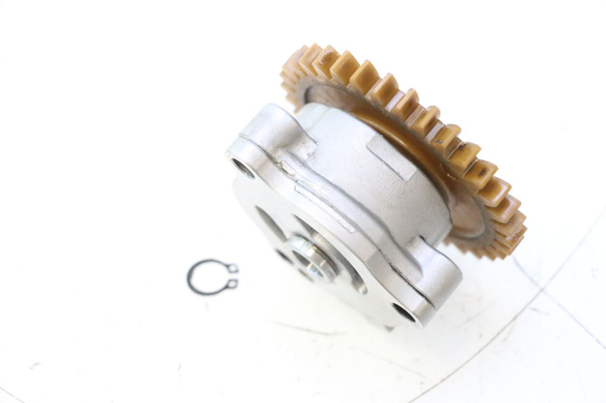 photo de POMPE A HUILE SUZUKI SV S 650 (2003 - 2009) - Gros plan technique