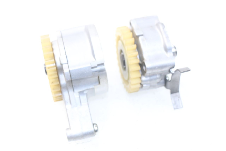 photo de POMPE A HUILE YAMAHA TDM ABS 900 (2002 - 2014) - Zoom état d’usage