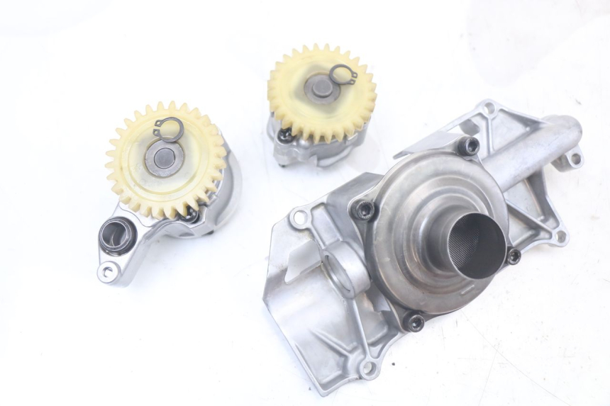 photo de POMPE A HUILE YAMAHA TDM ABS 900 (2002 - 2014) - Détail de la pièce