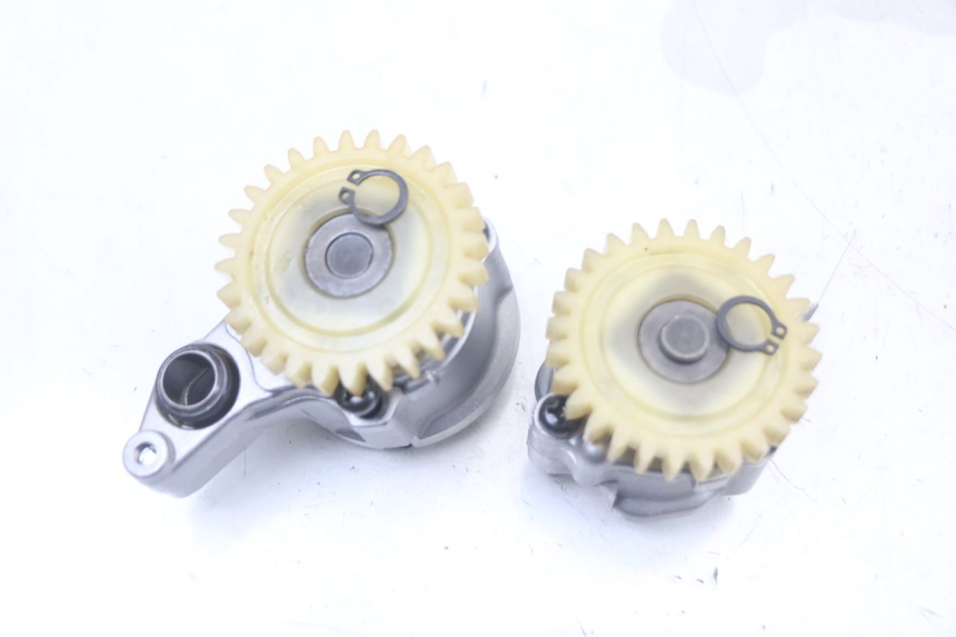 photo de POMPE A HUILE YAMAHA TDM ABS 900 (2002 - 2014) - Gros plan technique