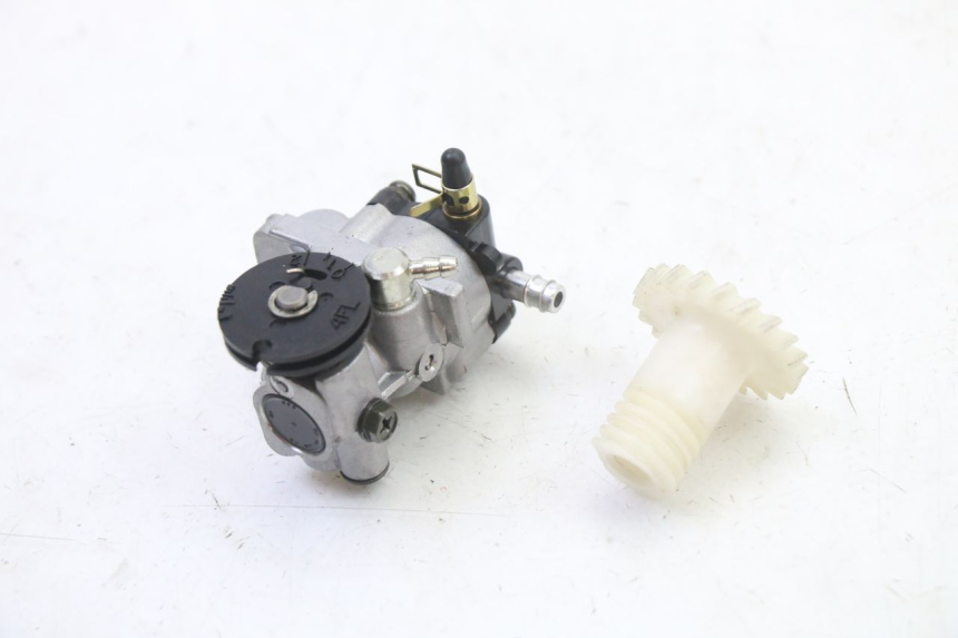 photo de POMPE A HUILE YAMAHA TDR DELTABOX 125 (1997 - 2003) - Vue principale