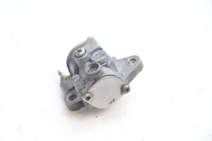 photo de POMPE A HUILE PEUGEOT TREKKER 50 (1995 - 2004) - Autre angle de vue