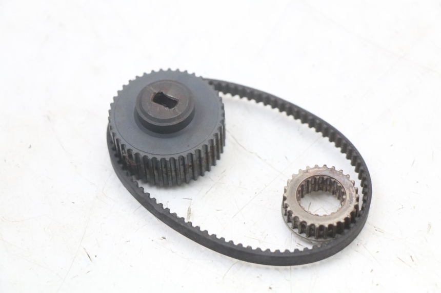 photo de POMPE A HUILE PIAGGIO TYPHOON 80 (1994 - 1997) - État de surface