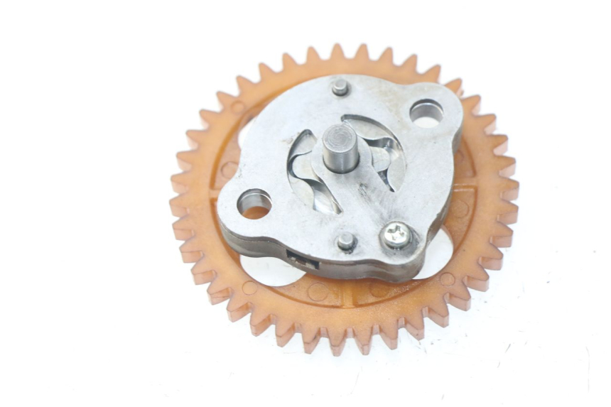 photo de POMPE A HUILE PEUGEOT VIVACITY NEW 4T 50 (2008 - 2017) - Détail de la pièce