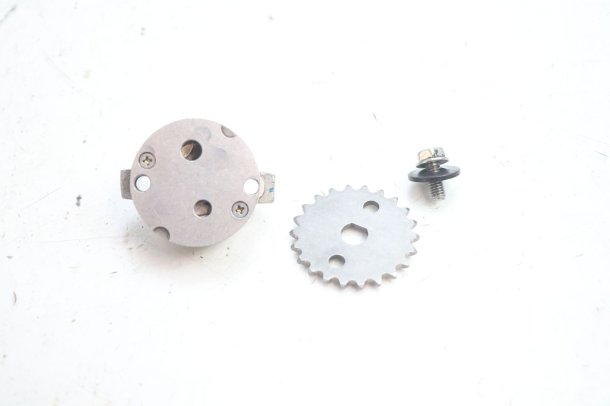 photo de POMPE A HUILE PIAGGIO X9 EVOLUTION 125 (2003 - 2007) - Zoom état d’usage