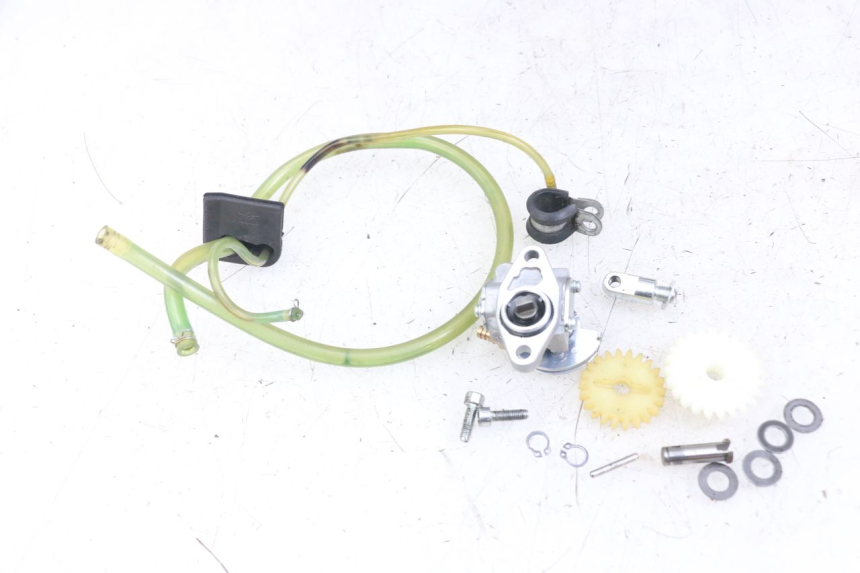 photo de POMPE A HUILE FANTIC XM PERFORMANCE 2T 50 (2021 - 2022) - Vue d’ensemble