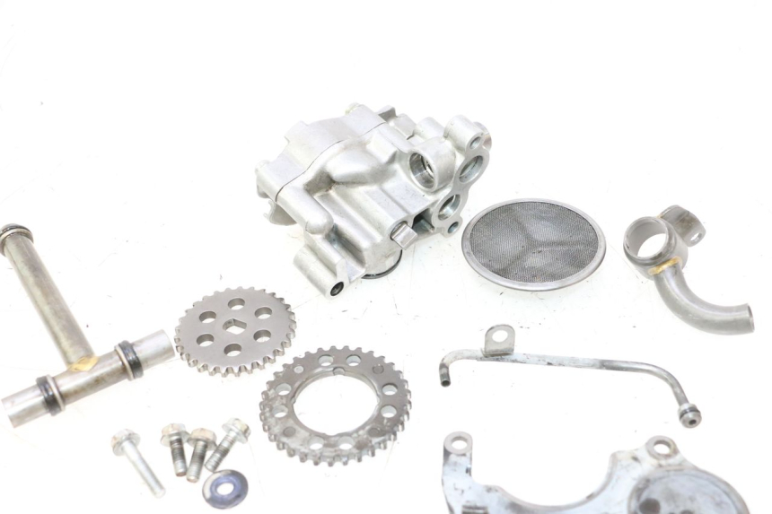 photo de POMPE A HUILE HONDA XRV AFRICA TWIN 750 (1990 - 1992) - Zoom état d’usage