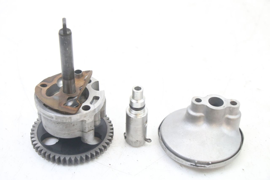 photo de POMPE A HUILE YAMAHA FZS FAZER 600 (2001 - 2003) - Zoom état d’usage