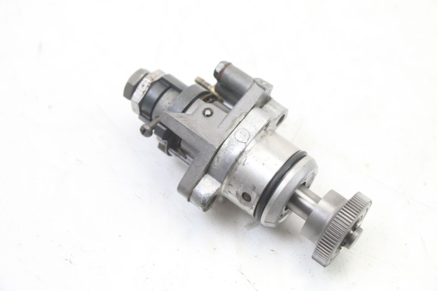 photo de POMPE A HUILE YAMAHA PW 80 (1983 - 2014) - Gros plan technique