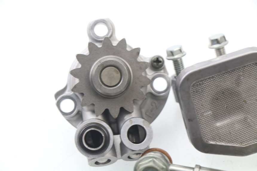 photo de POMPE A HUILE YAMAHA YZ-F YZF 250 (2007 - 2013) - Points de fixation