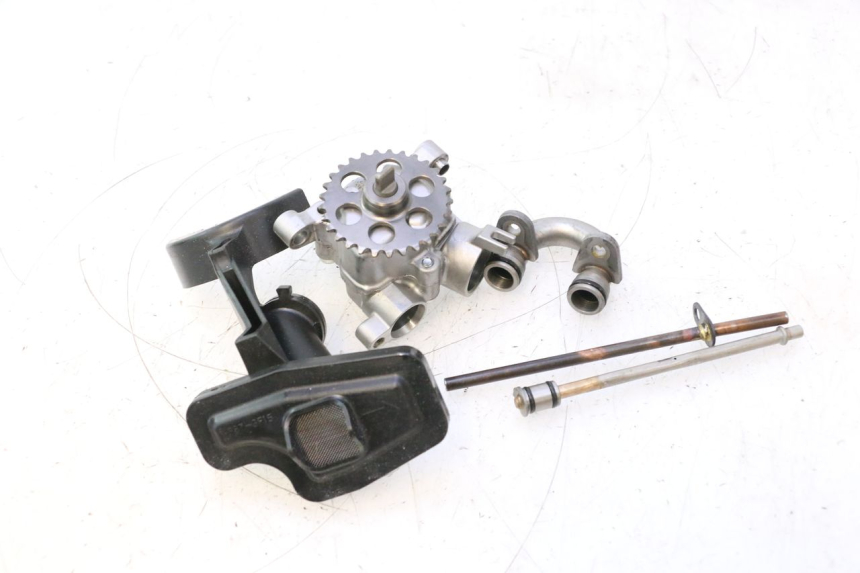 photo de POMPE A HUILE YAMAHA YZF R6 600 (2008 - 2009) - Points de fixation