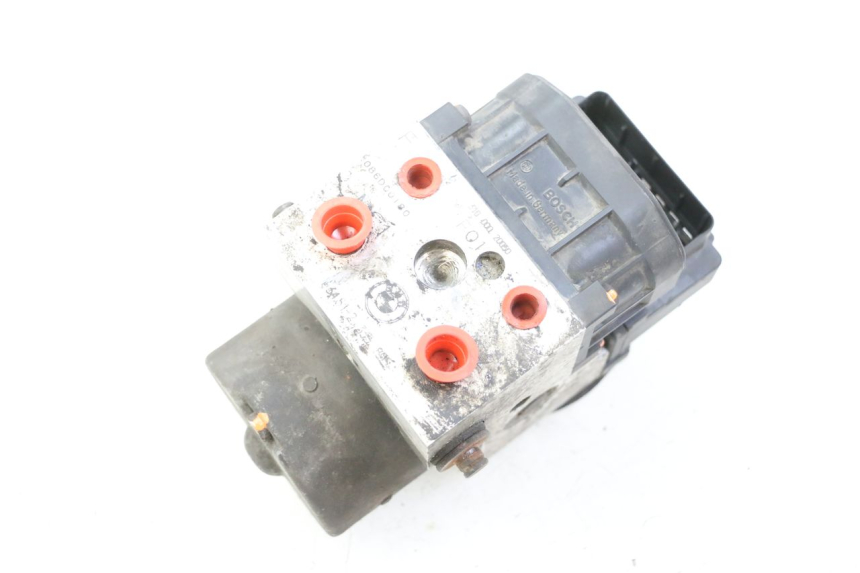 photo de POMPE ABS BMW C1 125 (2000 - 2003) - Points de fixation