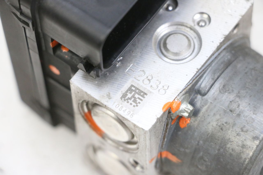 photo de POMPE ABS  SUZUKI BURGMAN 650 (2013 - 2020) - Marquages et références