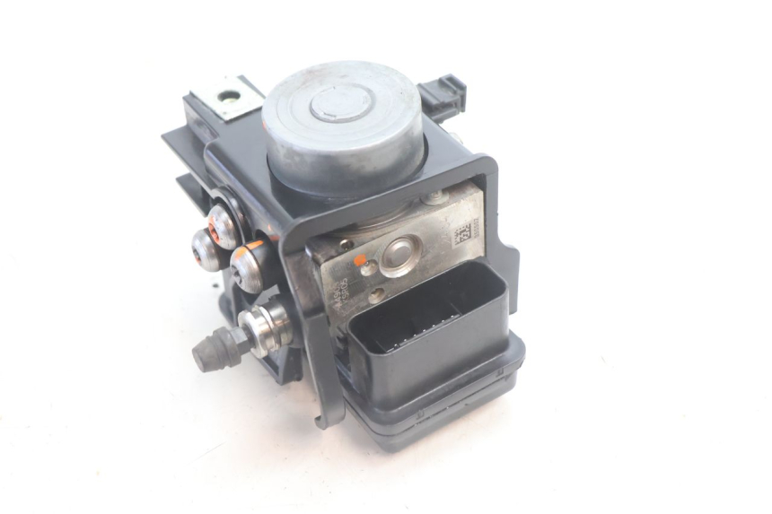 photo de POMPE ABS  BMW C SPORT 650 (2015 - 2021) - Vue d’ensemble