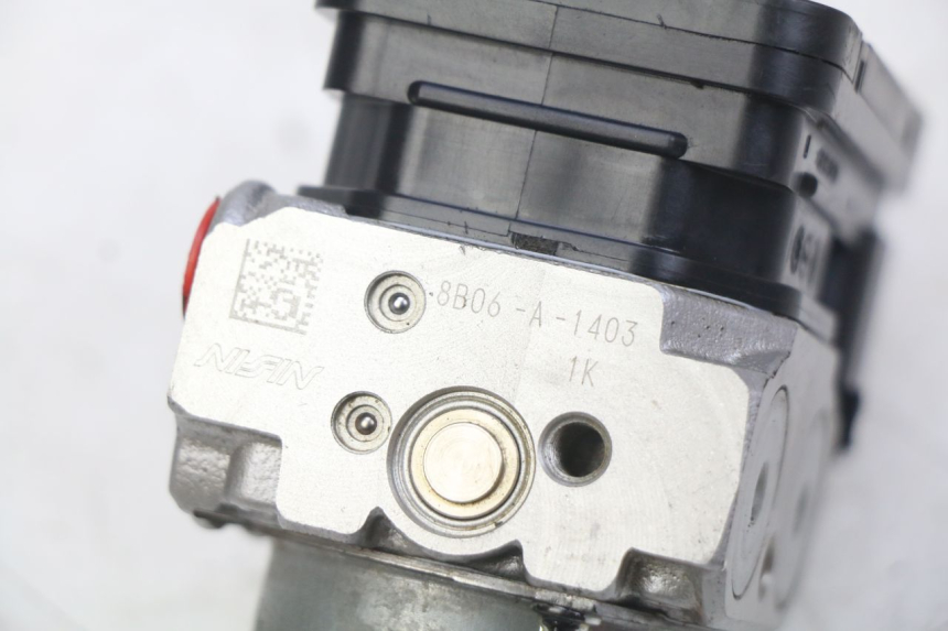 photo de POMPE ABS HONDA CB R 1000 (2018 - 2023) - Vue d’ensemble