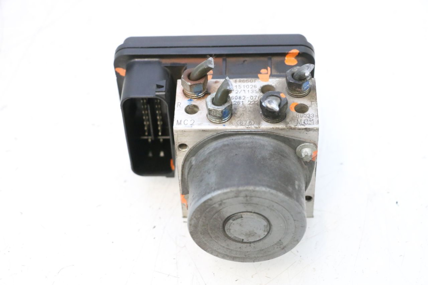 photo de POMPE ABS KAWASAKI ER-6 ER6 F ABS 650 (2012 - 2016) - Marquages et références
