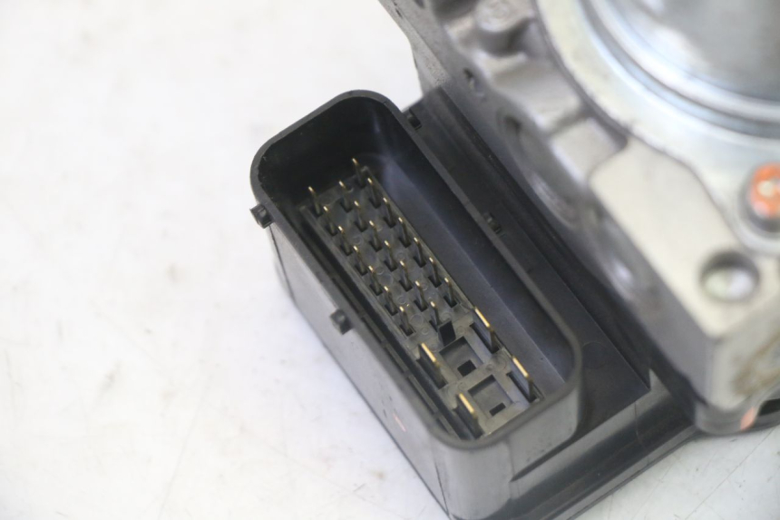 photo de POMPE ABS HONDA FES S-WING SWING ABS 125 (2007 - 2015) - Zoom état d’usage