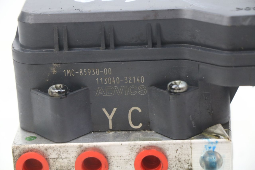 photo de POMPE ABS YAMAHA FJR ABS 1300 (2016 - 2020) - Autre angle de vue