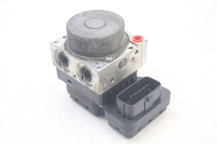 photo de POMPE ABS YAMAHA FJR ABS 1300 (2006 - 2012) - Autre angle de vue