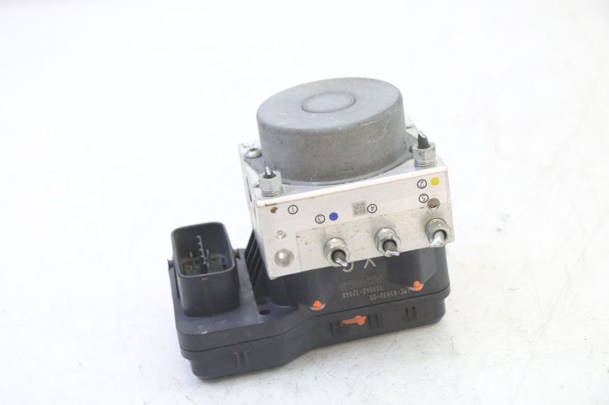 photo de POMPE ABS YAMAHA FJR ABS 1300 (2016 - 2020) - Autre angle de vue