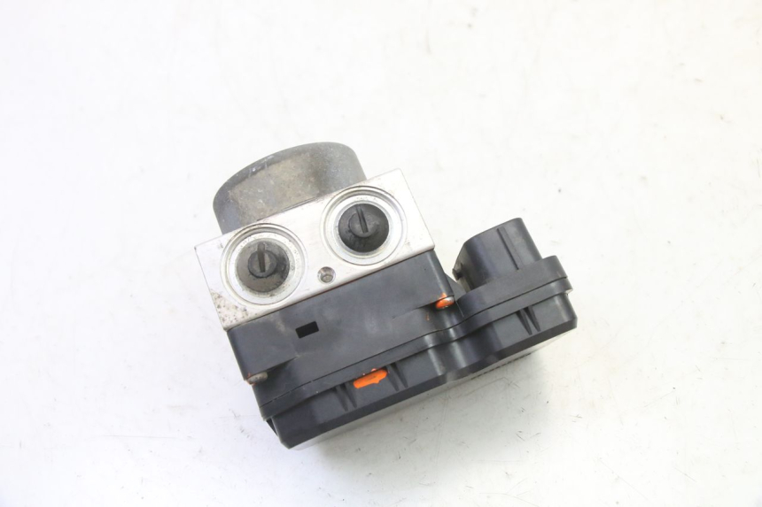 photo de POMPE ABS YAMAHA FJR ABS 1300 (2016 - 2020) - État de surface