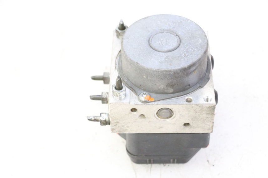 photo de POMPE ABS YAMAHA FJR ABS 1300 (2006 - 2012) - Zoom état d’usage