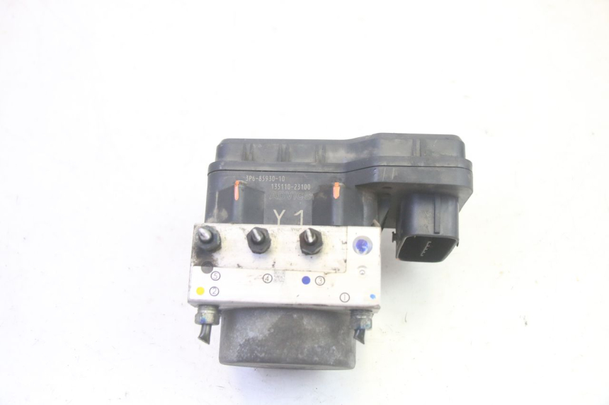 photo de POMPE ABS YAMAHA FJR ABS 1300 (2006 - 2012) - Points de fixation