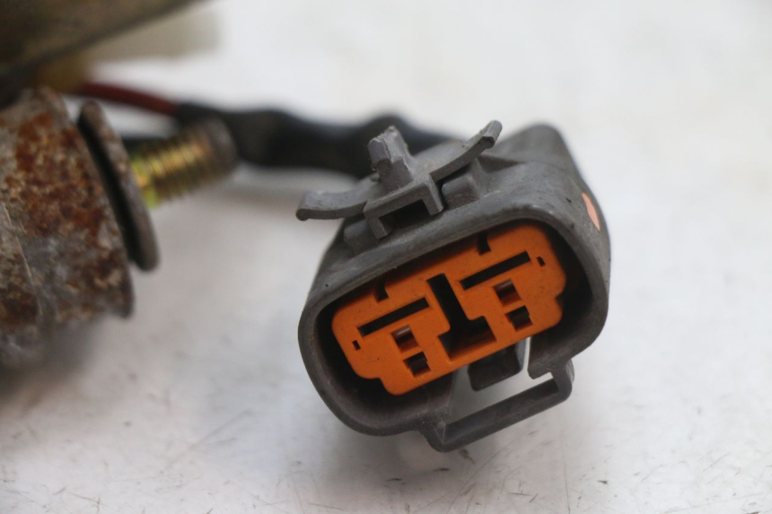 photo de POMPE ABS  YAMAHA FJR 1300 (2001 - 2005) - Points de fixation