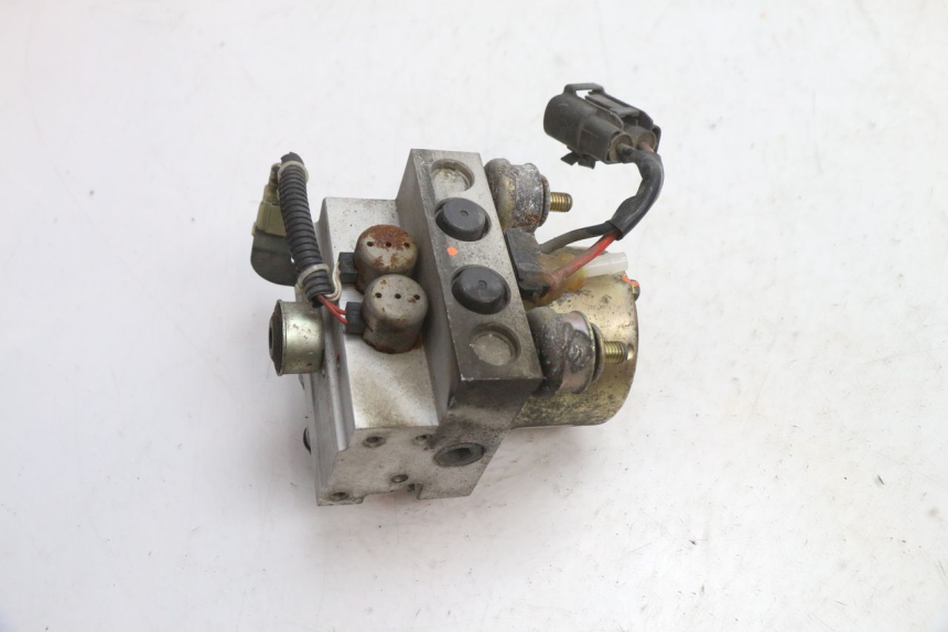 photo de POMPE ABS  YAMAHA FJR 1300 (2001 - 2005) - Pièce contrôlée