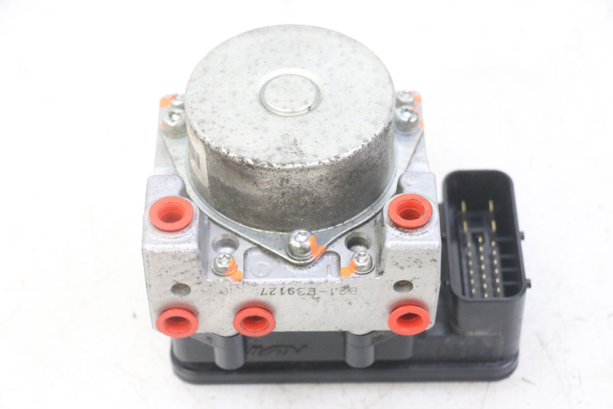 photo de POMPE ABS  HONDA FORZA ABS 300 (2013 - 2017) - Vue principale