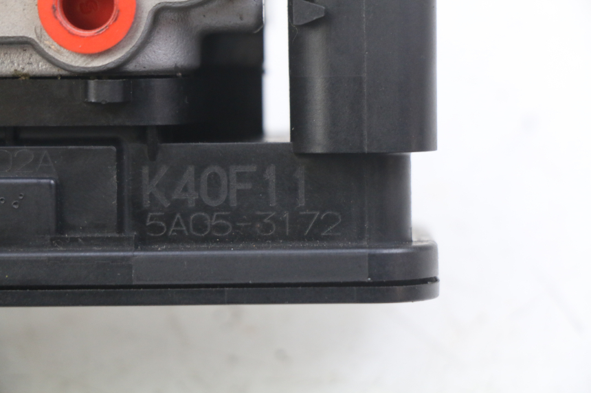 photo de POMPE ABS HONDA FORZA 125 (2015 - 2016) - Points de fixation