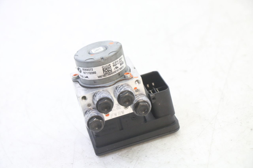 photo de POMPE ABS  BMW G310 R 310 (2016 - 2020) - Vue principale