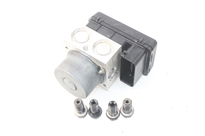 photo de POMPE ABS  SYM GTS EFI ABS 125 (2012 - 2016) - Autre angle de vue