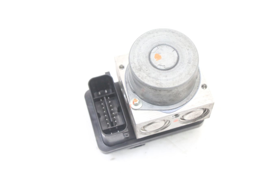 photo de POMPE ABS  HONDA FORZA 125 (2021 - 2025) - Détail de la pièce