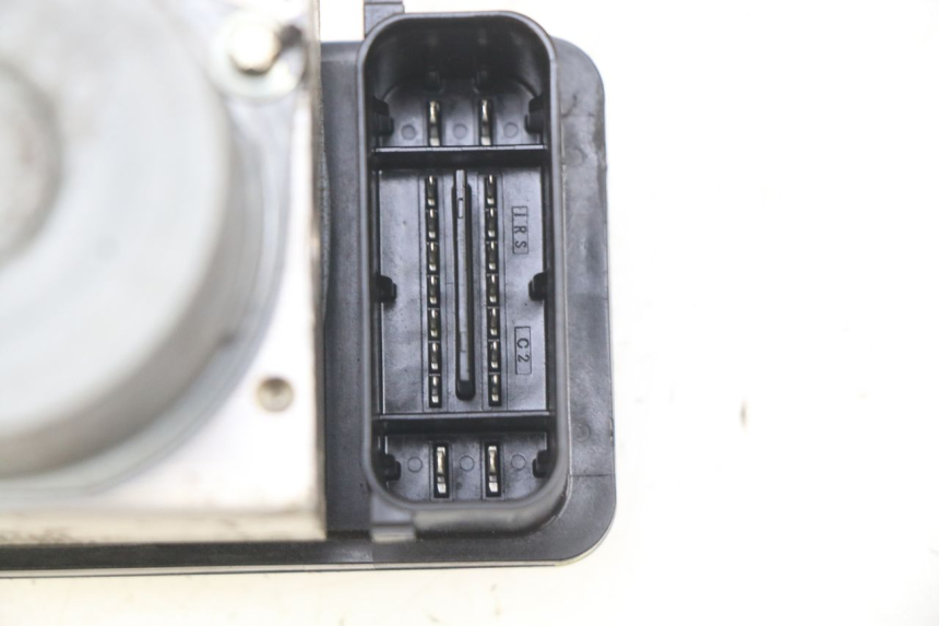 photo de POMPE ABS PIAGGIO LIBERTY IGET S 125 (2016 - 2020) - Marquages et références