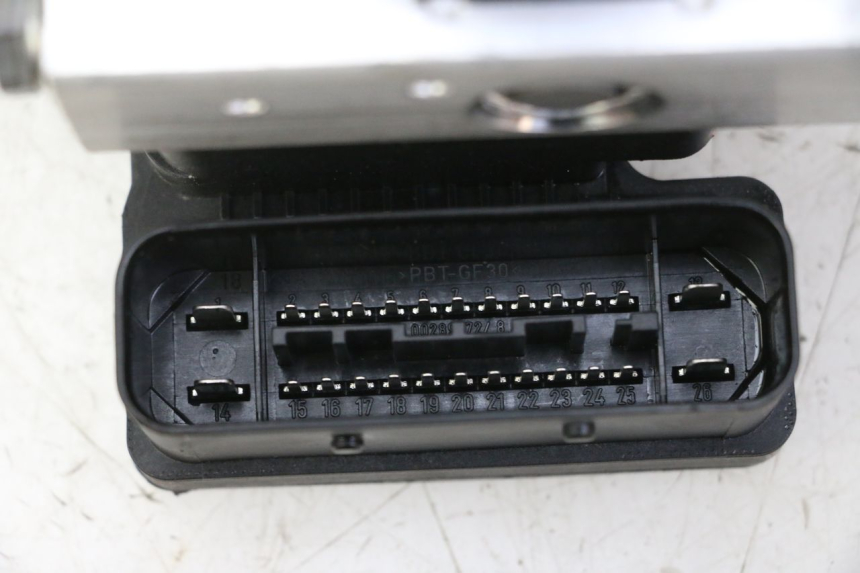 photo de POMPE ABS  PIAGGIO MP3 HPE 310 (2024 - 2025) - Zoom composants