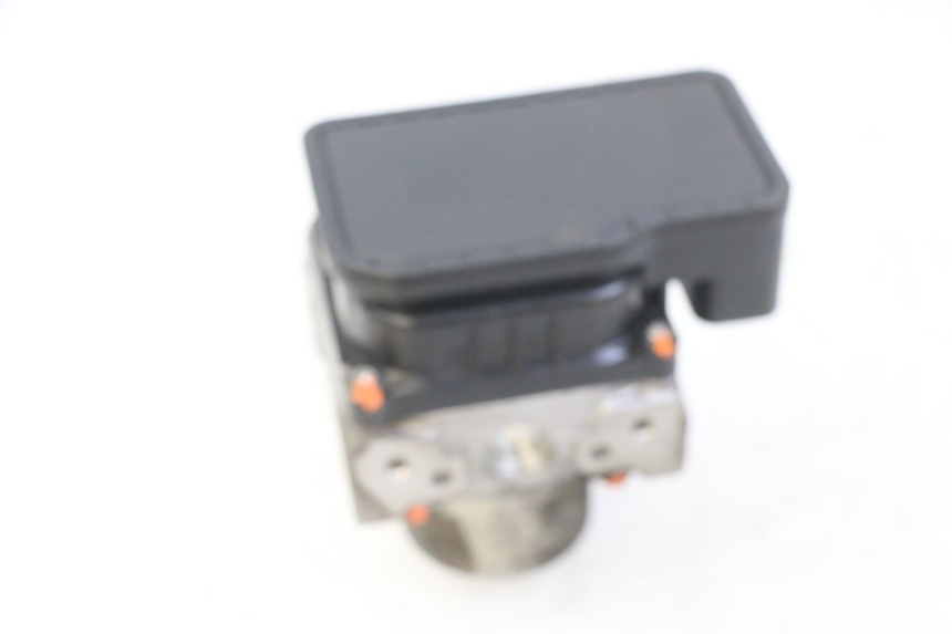 photo de POMPE ABS  HONDA NTV DEAUVILLE ABS 700 (2007 - 2016) - Vue d’ensemble