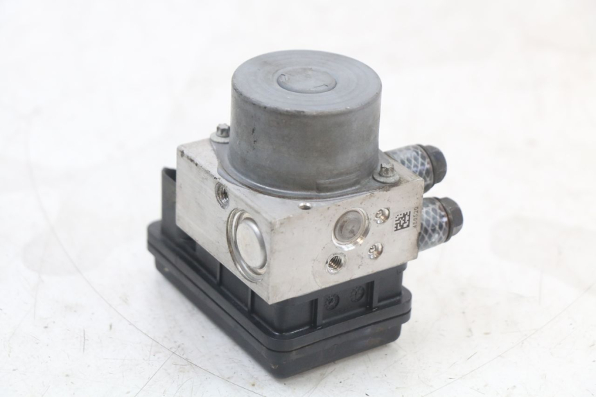 photo de POMPE ABS  PEUGEOT BELVILLE 125 (2017 - 2021) - Points de fixation