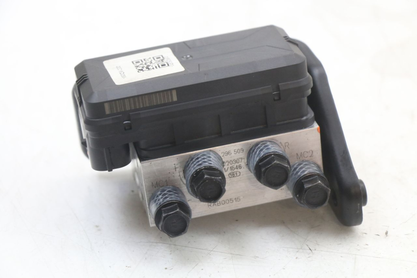 photo de POMPE ABS  ROYAL ENFIELD SCRAM 411 (2022 - 2024) - Vue principale