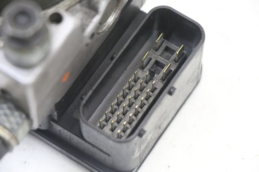 photo de POMPE ABS  PEUGEOT SATELIS 125 (2013 - 2018) - Zoom état d’usage