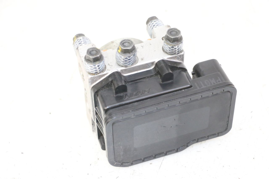 photo de POMPE ABS  PEUGEOT SATELIS 125 (2013 - 2018) - Points de fixation