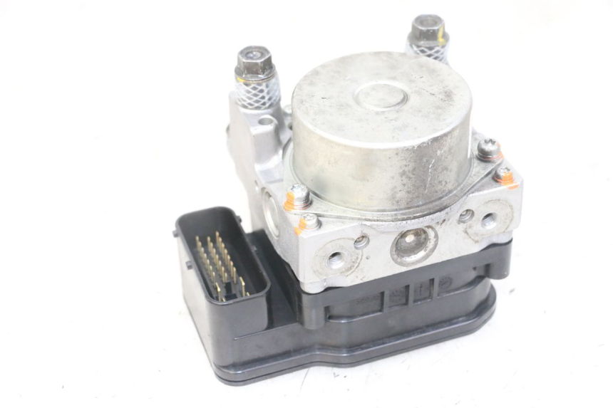 photo de POMPE ABS  PEUGEOT SATELIS 125 (2013 - 2018) - Vue d’ensemble