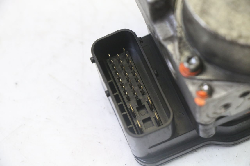 photo de POMPE ABS PEUGEOT SATELIS 125 (2010 - 2012) - Zoom état d’usage