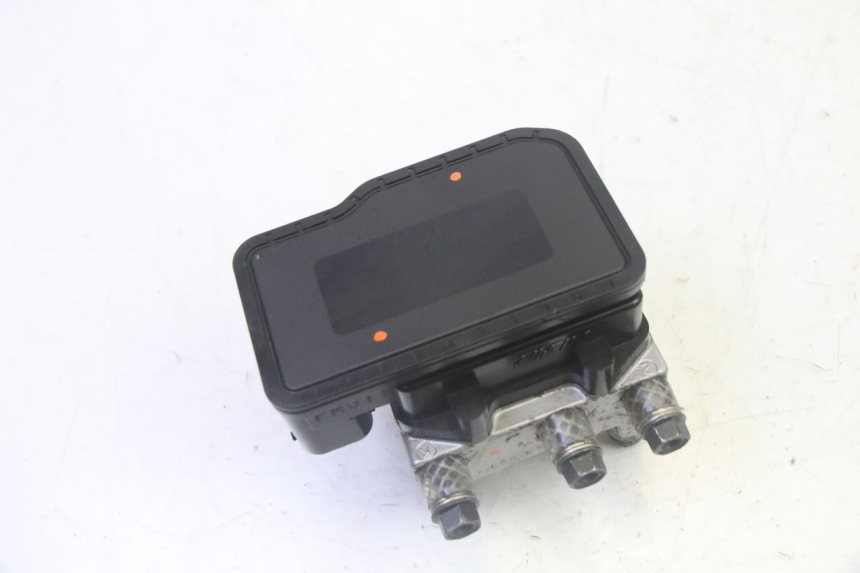 photo de POMPE ABS  PEUGEOT SATELIS 125 (2013 - 2018) - Points de fixation