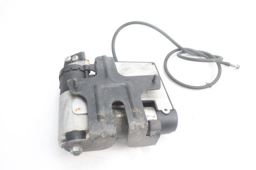 photo de POMPE ABS PEUGEOT SATELIS 125 (2006 - 2009) - Gros plan technique