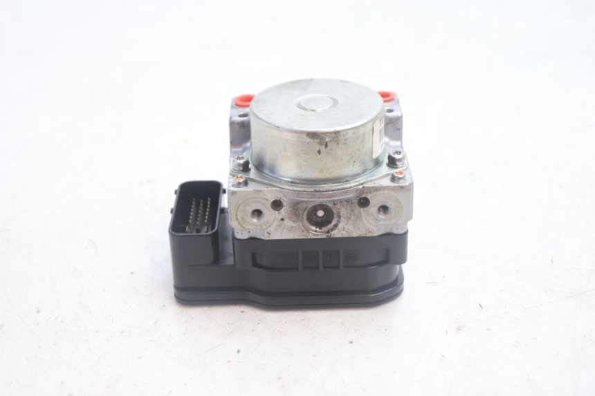 photo de POMPE ABS  PEUGEOT SATELIS 125 (2013 - 2018) - Vue d’ensemble