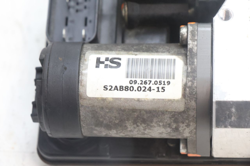 photo de POMPE ABS PEUGEOT SATELIS 125 (2006 - 2009) - Zoom état d’usage