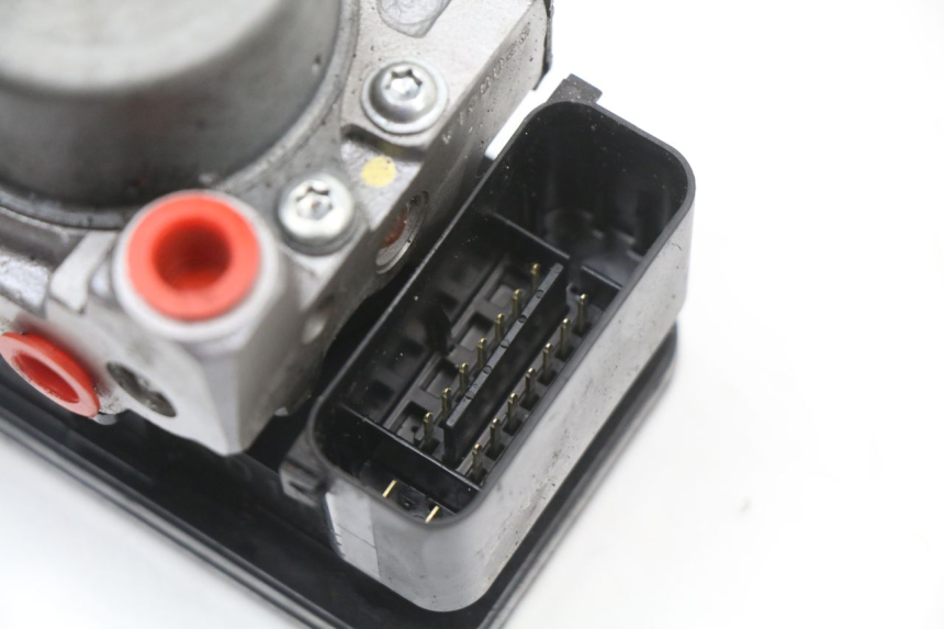 photo de POMPE ABS  HONDA SH ABS 125 (2012 - 2017) - Zoom état d’usage