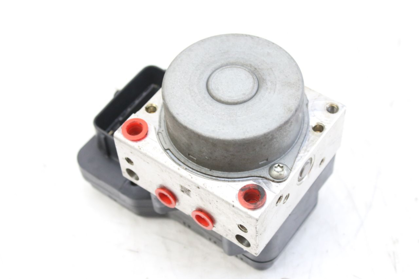 photo de POMPE ABS MBK SKYCRUISER 125 (2010 - 2013) - Zoom état d’usage